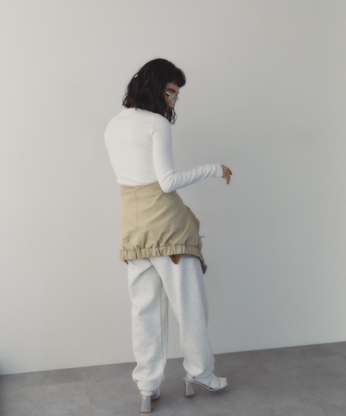 DRWCYS（ドロシーズ）の「ドロストスウェットパンツ（スウェットパンツ・レディース・オフホワイト/ネイビー・FREE）」の14枚目の写真
