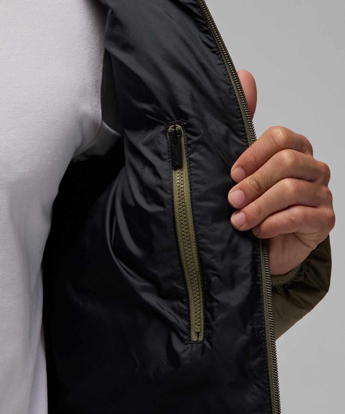 JORDAN BRAND(ジョーダンブランド)の「ジョーダン ブルックリン メンズ パファー ジャケット / Jordan Brooklyn Men's Puffer Jacket FV7317-222 Medium Olive(ブルゾン・メンズ・オリーブ・L/M/S/XL/XS)」の21枚目の写真
