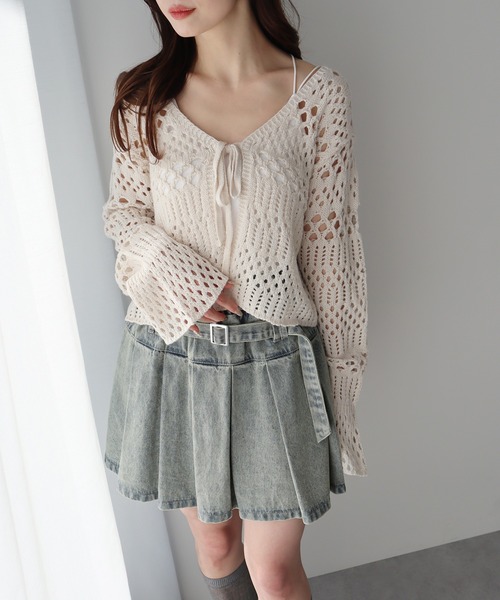 earth music&ecology（アースミュージックアンドエコロジー）の「フロントリボン透かし編みカーディガン（カーディガン/ボレロ・レディース・アイボリー/ブラック/レッド・FREE）」の9枚目の写真