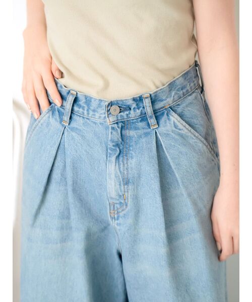 Ungrid（アングリッド）の「ウエストタックカーブデニム（デニムパンツ・レディース・ブラック/ブルー・24inch/26inch/25inch）」の8枚目の写真