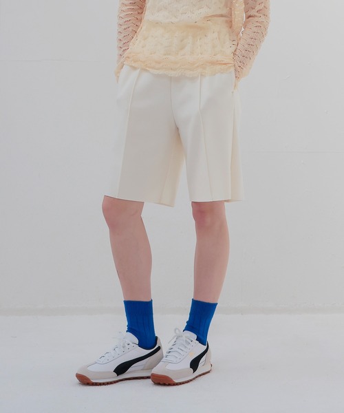 DRESSLAVE(ドレスレイブ)の「high gauge knit bonding short pants(ハイゲージニットボンディングショートパンツ)(その他パンツ・レディース・ブラック/ホワイト・38)」の17枚目の写真