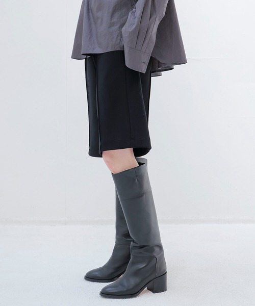 DRESSLAVE(ドレスレイブ)の「high gauge knit bonding short pants(ハイゲージニットボンディングショートパンツ)(その他パンツ・レディース・ブラック/ホワイト・38)」の13枚目の写真