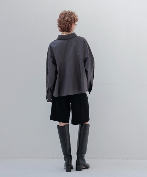 DRESSLAVE(ドレスレイブ)の「high gauge knit bonding short pants(ハイゲージニットボンディングショートパンツ)(その他パンツ・レディース・ブラック/ホワイト・38)」の5枚目の写真