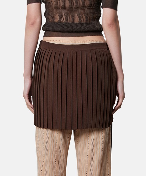 iRENE(アイレネ)の「ニットプリーツスカート / Knit Pleats Skirt(スカート・レディース・オフホワイト/グレー/ブラウン・36)」の5枚目の写真