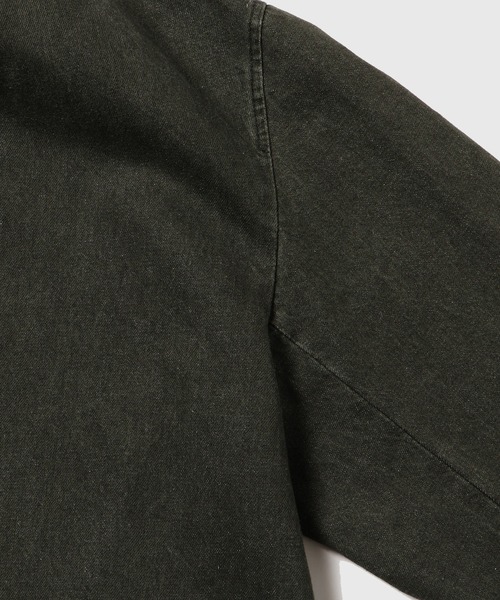 ADAM ET ROPE'(アダムエロペ)の「【ZOZO限定】コットンツイル ノーカラー シャツ ジャケット / ロングシーズン着用可能 / Made by ZOZO(ノーカラージャケット・メンズ・ブラック/カーキ/ブラウン/ベージュ・S/M/L)」の6枚目の写真