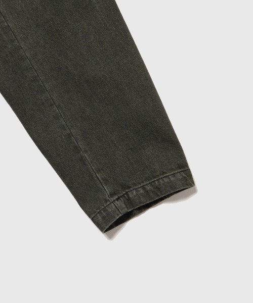 ADAM ET ROPE'(アダムエロペ)の「【ZOZO限定】コットンツイル ノーカラー シャツ ジャケット / ロングシーズン着用可能 / Made by ZOZO(ノーカラージャケット・メンズ・ブラック/カーキ/ブラウン/ベージュ・S/M/L)」の8枚目の写真