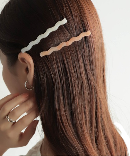 rapiecage(ラピエサージュ)の「アクリルナミナミショートバレッタ(その他ヘアアクセサリー・レディース・ホワイト/グリーン・FREE)」の7枚目の写真