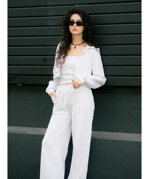 EGOIST（エゴイスト）の「ロゴ刺繍スウェットキャミトップ（キャミソール・レディース・ライトブラウン/ブラック/ライトグレー・FREE）」の7枚目の写真