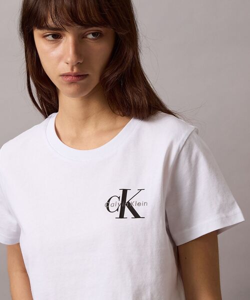 Calvin Klein（カルバン・クライン）の「モノロゴ クロップド T
