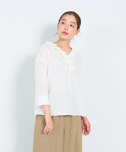 ADIEU TRISTESSE（アデュートリステス）の「フリルカラープルオーバーブラウス（シャツ/ブラウス・レディース・オフホワイト/パープル/チェック・38）」の2枚目の写真