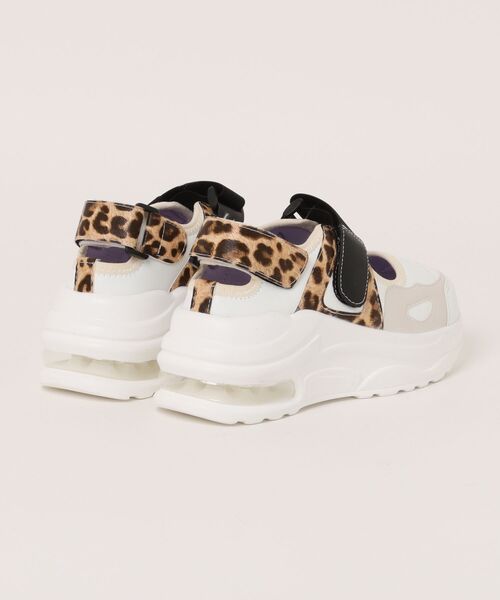 YOSUKE（ヨースケ）の「「YOSUKE/ヨースケ」厚底メリージェーンタイプスニーカー（スニーカー・レディース・ブラック/グレー系その他/レオパード/アイボリー・LL/S/M/L）」の5枚目の写真