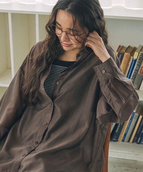 MONO-MART LADY'S（モノマートレディース）の「バンドカラー オーバーサイズ シアーシャツ ≪冷房対策/体型カバー≫（シャツ/ブラウス・レディース・アイボリー/ブラック/ネイビー/ブラウン・FREE）」の4枚目の写真