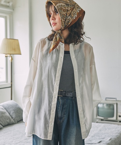 MONO-MART LADY'S（モノマートレディース）の「バンドカラー オーバーサイズ シアーシャツ ≪冷房対策/体型カバー≫（シャツ/ブラウス・レディース・アイボリー/ブラック/ネイビー/ブラウン・FREE）」の2枚目の写真