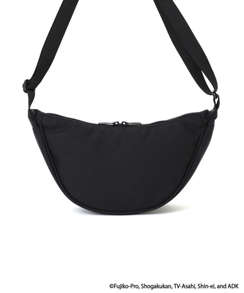 Manhattan Portage（マンハッタンポーテージ）の「BRONCK CRESCENT BAG DORAEMON 25（ショルダーバッグ・メンズ・ブラック・X-SMALL）」の4枚目の写真