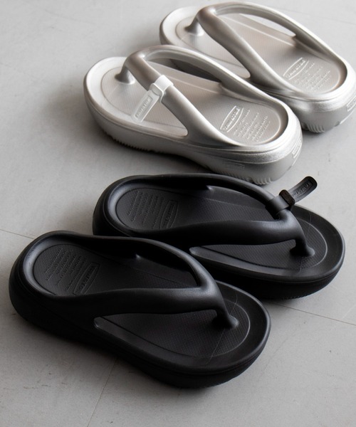 TAW&TOE(トーアンドトー)の「【TAW&TOE/トーアンドトー】Plumpy/サンダル/韓国/リカバリーサンダル/厚底【WEB限定】(サンダル・レディース・ブラック・22/24/23)」の1枚目の写真