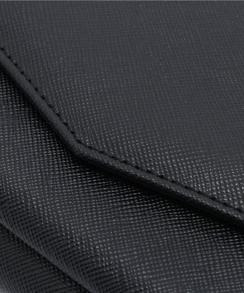 Discoat Parisien(ディスコートパリシアン)の「フラップポケットお財布ショルダー(ショルダーバッグ・レディース・ブラック/レッド/ガンメタ/マスタード/ピンク/ゴールド・フリ-)」の13枚目の写真