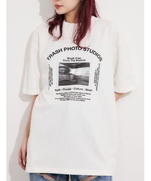 SLY(スライ)の「PHOTO LOGO 2SIZE T/SH フォト ロゴ 2サイズ Tシャツ 半袖 夏服(Tシャツ/カットソー・レディース・オレンジ/ホワイト/ブラック/杢グレー・1/2)」の6枚目の写真