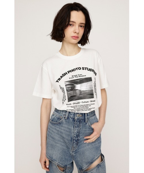 SLY(スライ)の「PHOTO LOGO 2SIZE T/SH フォト ロゴ 2サイズ Tシャツ 半袖 夏服(Tシャツ/カットソー・レディース・オレンジ/ホワイト/ブラック/杢グレー・1/2)」の9枚目の写真