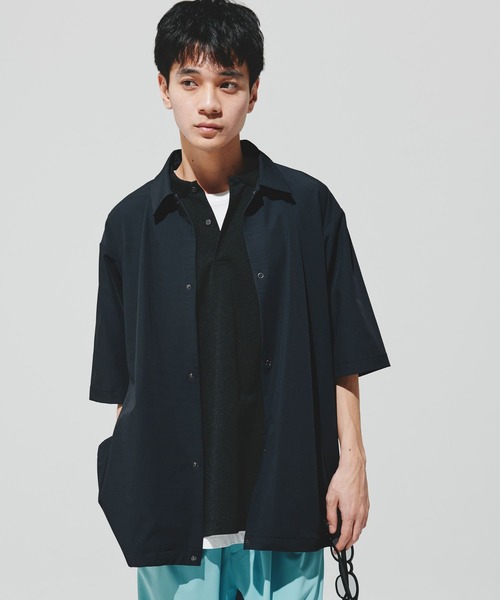 URBAN RESEARCH DOORS(アーバンリサーチドアーズ)の「『仁村紗和さん着用』『UR TECH』サマシェア シャツカーディガン(シャツ/ブラウス・メンズ・グレー/チャコールグレー/ブラック/ライトブルー・MEDIUM/LARGE/X-LARGE)」の15枚目の写真