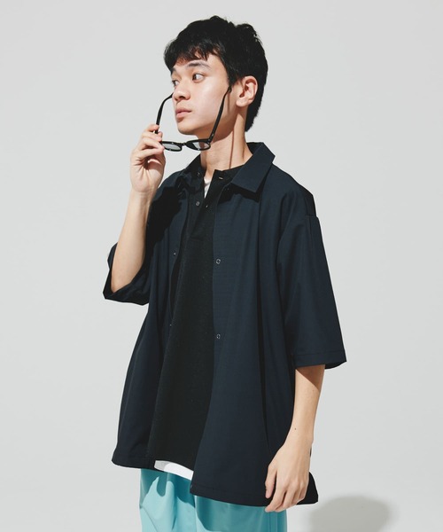 URBAN RESEARCH DOORS(アーバンリサーチドアーズ)の「『仁村紗和さん着用』『UR TECH』サマシェア シャツカーディガン(シャツ/ブラウス・メンズ・グレー/チャコールグレー/ブラック/ライトブルー・MEDIUM/LARGE/X-LARGE)」の19枚目の写真