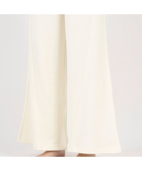 Reebok(リーボック)の「アイコン エレメンツ パンツ / ICON ELEMENTS FT PANT(その他パンツ・レディース・アイボリー/ブラック・X-LARGE/SMALL/MEDIUM/LARGE)」の5枚目の写真
