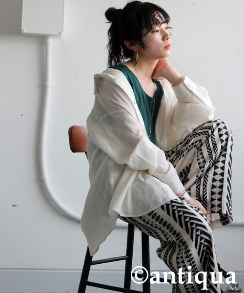 antiqua(アンティカ)の「凹凸ストライプシアーシャツ(シャツ/ブラウス・レディース・アイボリー/ダークグレー/グリーン・ONESIZE)」の15枚目の写真