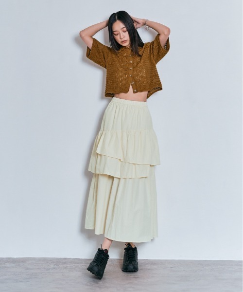 W:Huku(フーク)の「撥水 ナイロン アシンメトリー ティアード スカート(スカート・レディース・ブラック/アイボリー/チャコール/アッシュブラウン・FREE)」の20枚目の写真