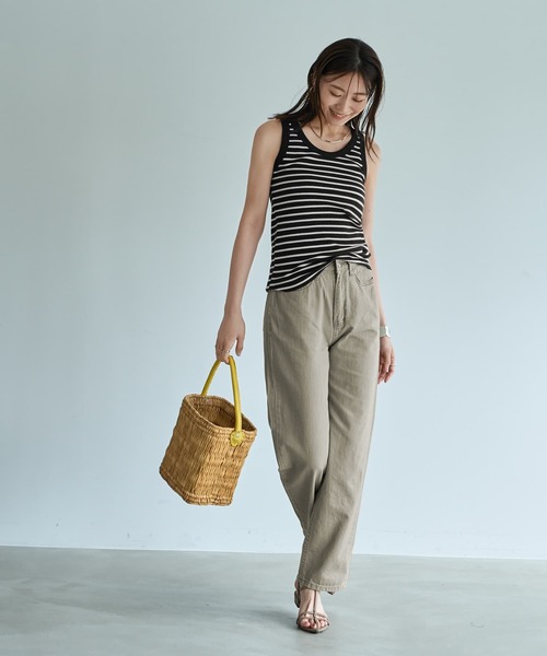 STYLE DELI(スタイルデリ)の「トリミングボーダーのリブ生地タンクトップ(タンクトップ・レディース・ブラック・MEDIUM)」の8枚目の写真