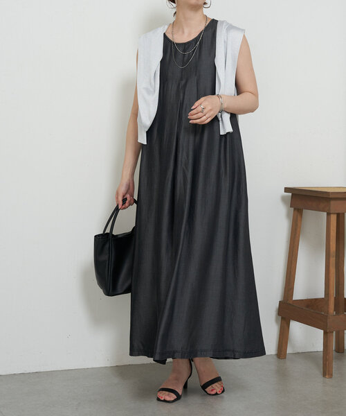 Jena espace merveilleux(ジェナ エスパスメルヴェイユ)の「テンセルノースリワンピース(ワンピース・レディース・ブルー/ブラック・FREE)」の4枚目の写真