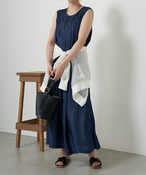 Jena espace merveilleux(ジェナ エスパスメルヴェイユ)の「テンセルノースリワンピース(ワンピース・レディース・ブルー/ブラック・FREE)」の13枚目の写真
