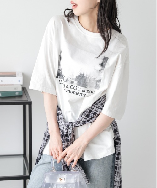 La-gemme(ラジェム)の「フォトプリント ロゴTシャツ(Tシャツ/カットソー・レディース・グレー/ホワイト/ブラック・フリー)」の4枚目の写真