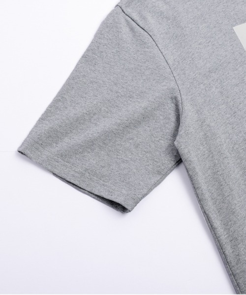 La-gemme(ラジェム)の「フォトプリント ロゴTシャツ(Tシャツ/カットソー・レディース・グレー/ホワイト/ブラック・フリー)」の21枚目の写真