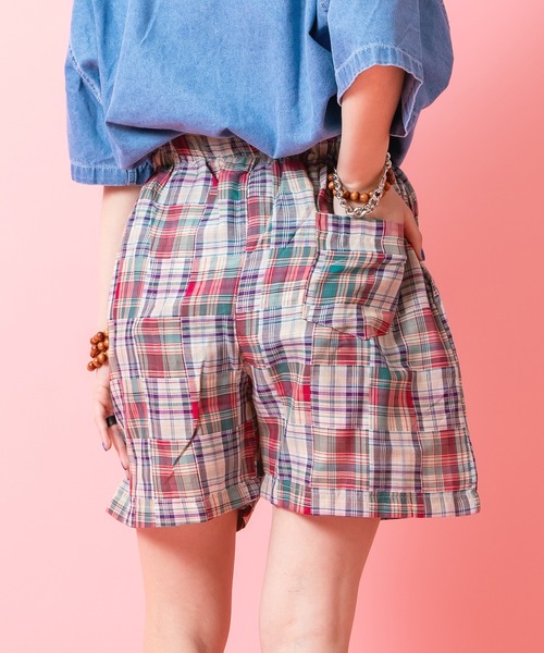 a.p.o.v.（エーピーオービー）の「a.p.o.v. パッチワークチェック柄イージーショートパンツ（その他パンツ・メンズ・ブラック/アイボリー・ONESIZE）」の3枚目の写真