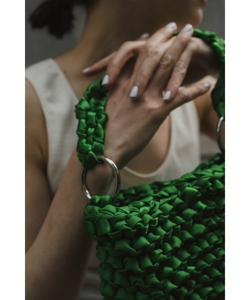 Knuth Marf（クヌースマーフ）の「satin knitting bag（ハンドバッグ 
