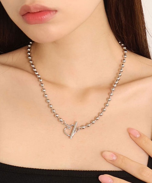 CEMONEMO（セモネモ）の「ボールチェーン ハート マンテル ネックレス（ネックレス・レディース・シルバー/ゴールド・FREE）」の2枚目の写真