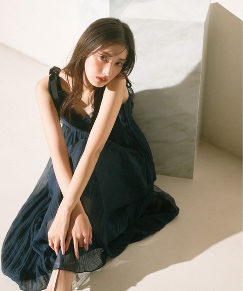 SNIDEL（スナイデル）の「シアーシフォンワッシャーワンピース（ワンピース・レディース・ピンクベージュ/ブラウン/ネイビー・0/1）」の5枚目の写真