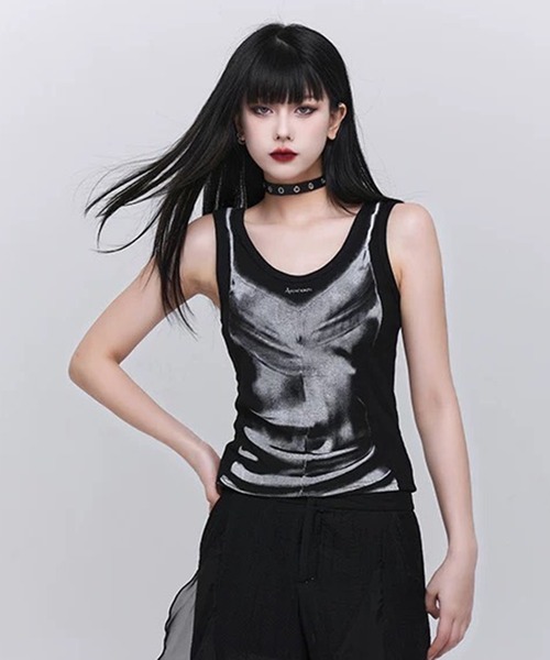 VIBGYOR（ヴィブジョー）の「グランジスプレーペイントタンクトップ(CZ)（タンクトップ・レディース・ブラック・LARGE/MEDIUM）」の3枚目の写真