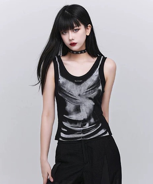 VIBGYOR（ヴィブジョー）の「グランジスプレーペイントタンクトップ(CZ)（タンクトップ・レディース・ブラック・LARGE/MEDIUM）」の6枚目の写真