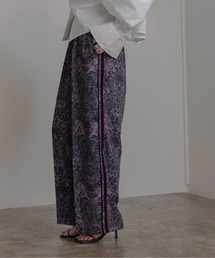 新品　完売品　エイミーロウ　キラキラワイドパンツ　ブラック　黒 RICK OWENS - 【24AW】シーズンテーマ 刺繍 ワイド ベラパンツ