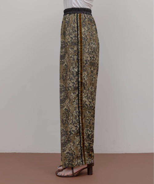 アラベスクプリント サイドラインパンツ Eimee Law│Eimee Law