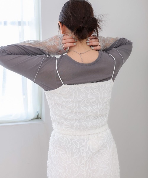 Bab(バブ)の「コード刺繍ベロアビスチェ(Tシャツ/カットソー・レディース・ベージュ/ブラック/オフホワイト・M)」の9枚目の写真