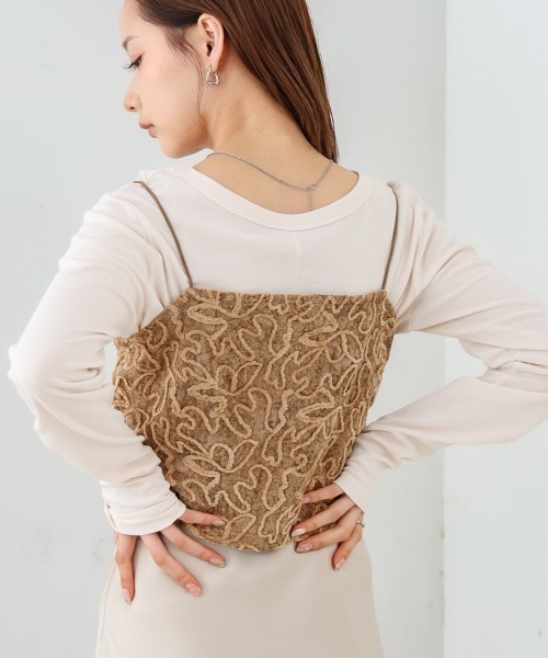 Bab(バブ)の「コード刺繍ベロアビスチェ(Tシャツ/カットソー・レディース・ベージュ/ブラック/オフホワイト・M)」の16枚目の写真