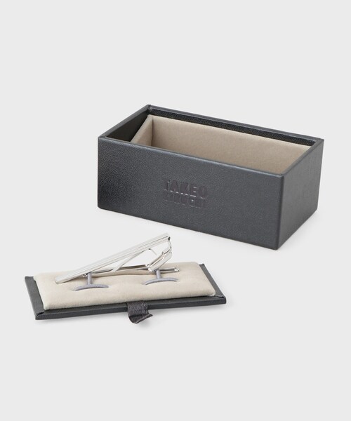 TAKEO KIKUCHI（タケオキクチ）の「ヴァルタータイバー ー 日本製の洗練された真鍮タイバー（ネクタイピン・メンズ・シルバー/シルバー系その他・00）」の5枚目の写真