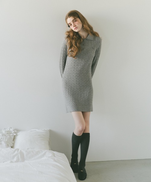 VANNIE U(ヴァニーユー)の「ミニケーブルオーバルロゴニットミニワンピース(ワンピース・レディース・グレー/ネイビー・FREE)」の10枚目の写真