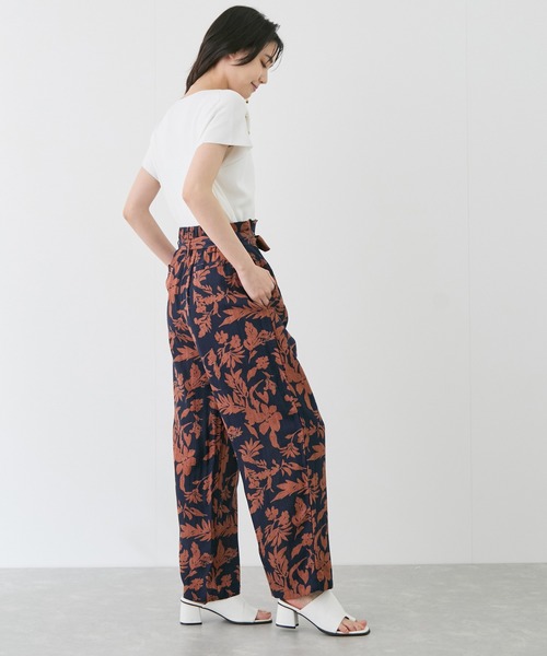 Jayro(ジャイロ)の「麻レーヨンボタニカルパンツ(その他パンツ・レディース・ブラック/ダークブラウン・38)」の5枚目の写真