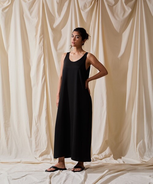 Saturdays NYC（サタデーズ ニューヨークシティ ）の「Jess Satin Tank Onepiece Dress（ワンピース・レディース・ブラウン/ブラック・L/M/S）」の4枚目の写真