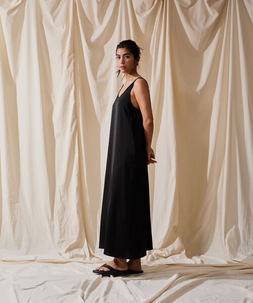 Saturdays NYC（サタデーズ ニューヨークシティ ）の「Jess Satin Tank Onepiece Dress（ワンピース・レディース・ブラウン/ブラック・L/M/S）」の5枚目の写真
