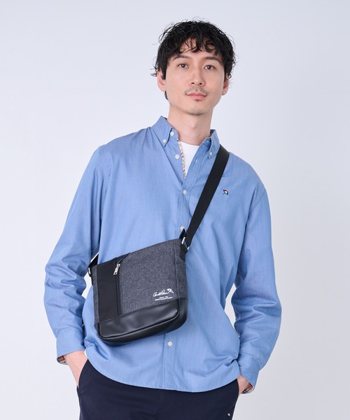 Arnold Palmer(アーノルドパーマー)の「メランジ×フェイクレザー パネル サコッシュ(ショルダーバッグ・メンズ・ブラック/チャコールグレー/ネイビー・F)」の2枚目の写真