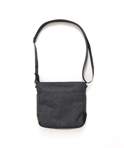 Arnold Palmer(アーノルドパーマー)の「メランジ×フェイクレザー パネル サコッシュ(ショルダーバッグ・メンズ・ブラック/チャコールグレー/ネイビー・F)」の10枚目の写真