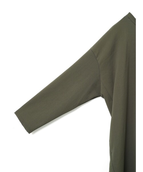 mizuiroind（ミズイロインド）の「mizuiro ind クルーネックロングワンピース（ワンピース・レディース・カーキ/ネイビー/ブラック・FREE）」の18枚目の写真